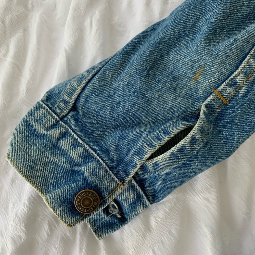 SOLD Vintage Levi’s Denim Jacket 71205 0213 Size 44L - Picture 10 of 16